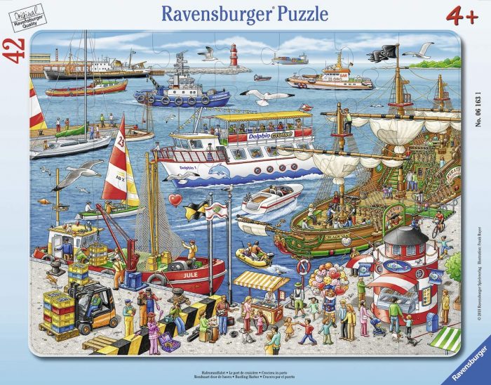 ravensburger bustling harbor 42 01